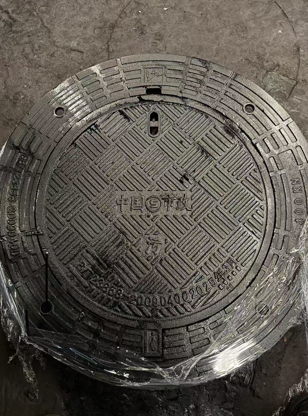 马龙球墨铸铁防沉降井盖展示